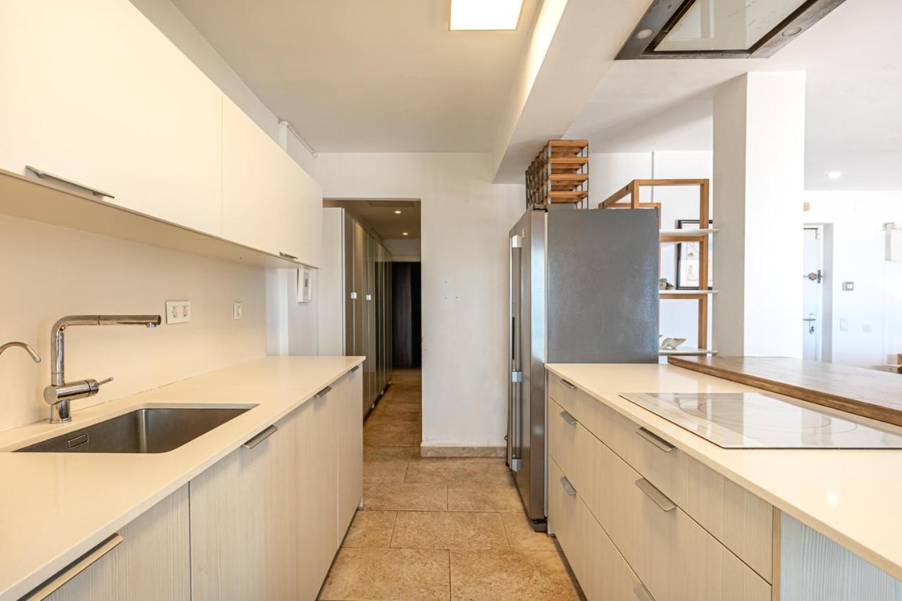 Beachfront Bliss: Apartamento A Pie De Playa アリカンテ エクステリア 写真